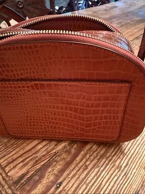 Melie  blanco Croc-Embossed Leather Crossbody Bag in Cognac.  Super